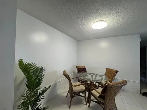 1443 39th Avenue Vero Beach FL 32960