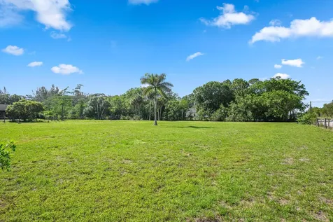 1814 A Road Loxahatchee Groves FL 33470