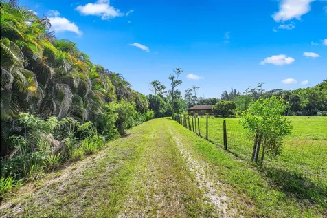 1814 A Road Loxahatchee Groves FL 33470