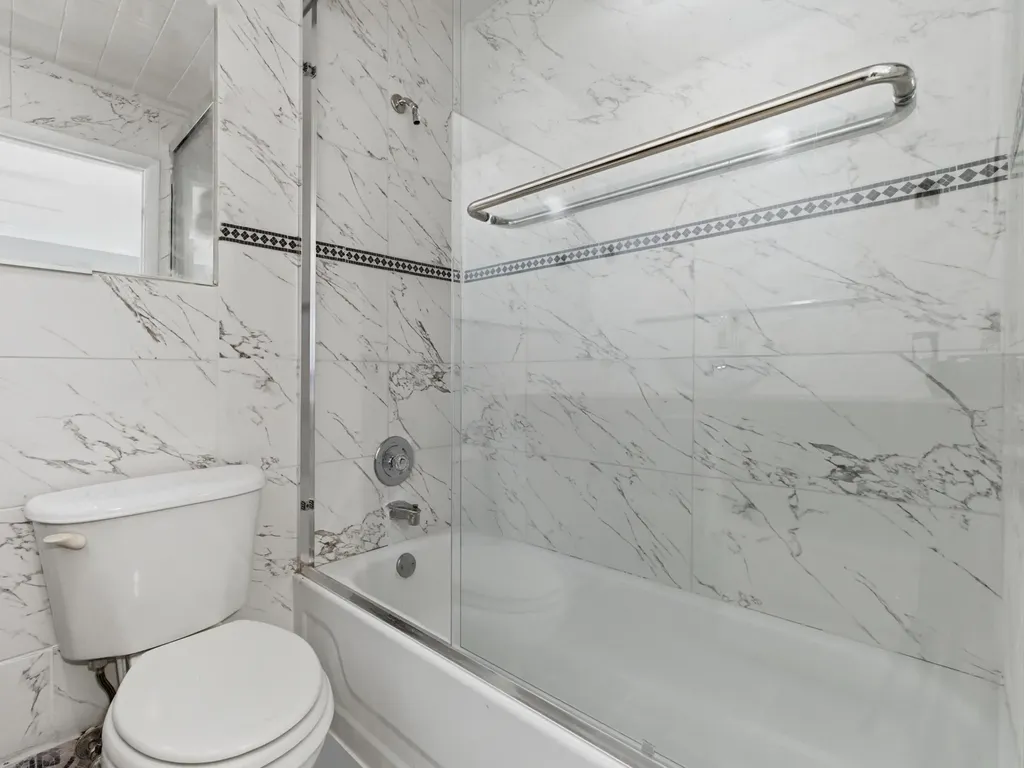 847 Flanders R Delray Beach FL 33484