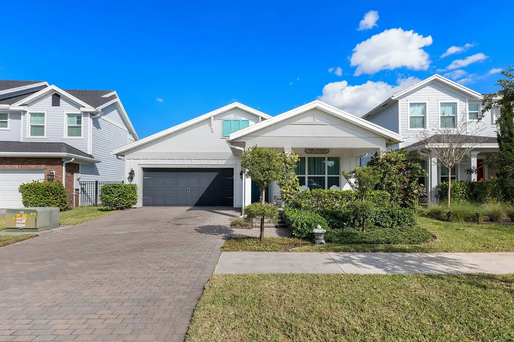 886 Ember Ridge Loxahatchee FL 33470