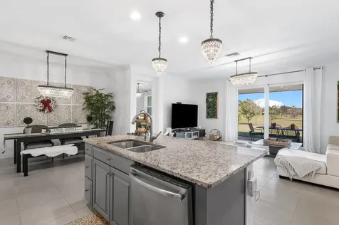 886 Ember Ridge Loxahatchee FL 33470