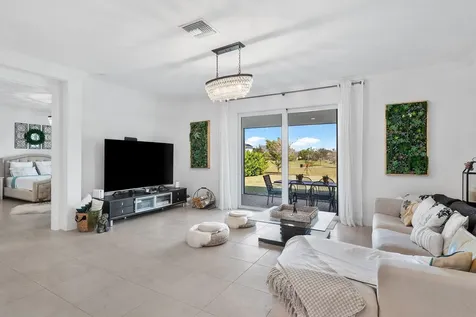 886 Ember Ridge Loxahatchee FL 33470