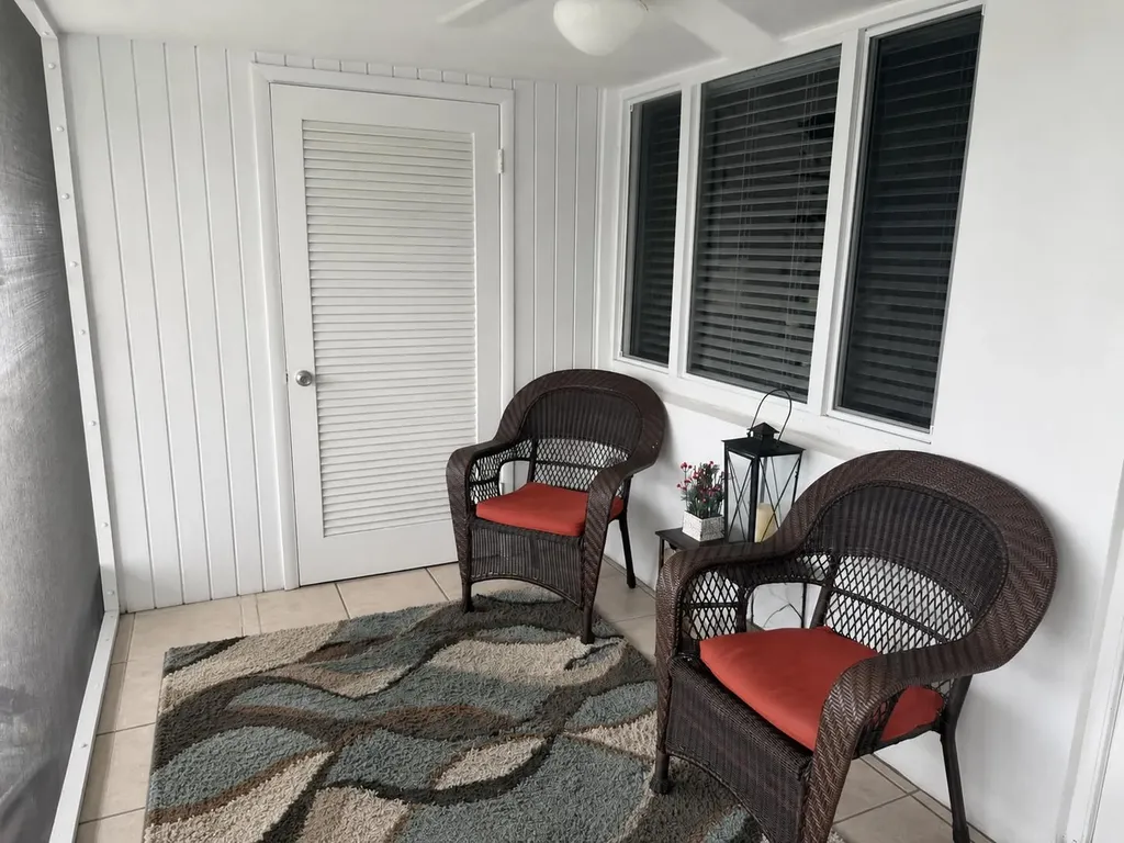 111 Shore Court North Palm Beach FL 33408