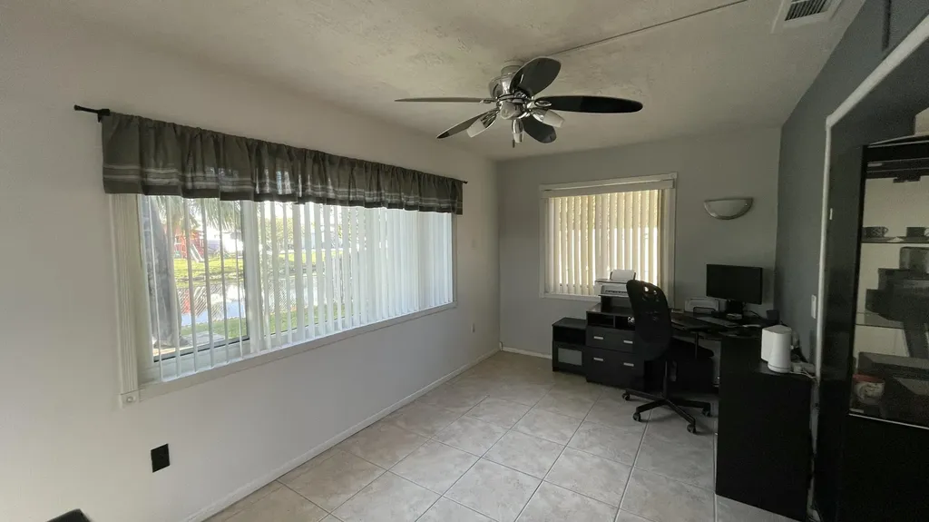 9282 NW 24th Place Sunrise FL 33322