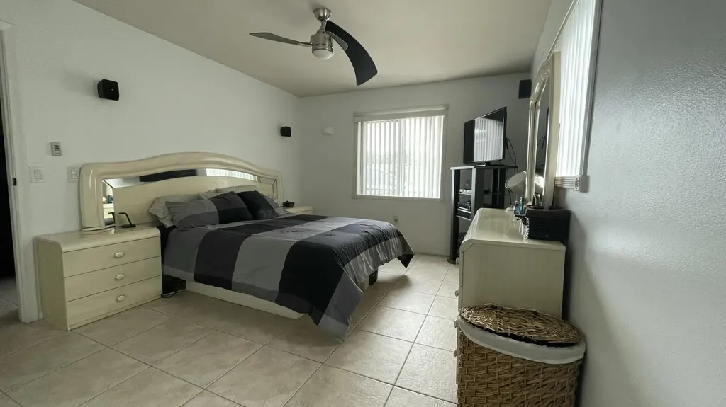 9282 NW 24th Place Sunrise FL 33322