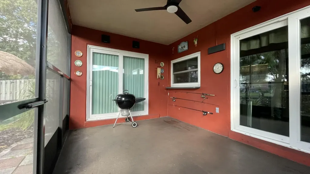 9282 NW 24th Place Sunrise FL 33322