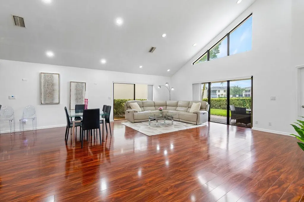 5236 Via De Amalfi Drive Boca Raton FL 33496