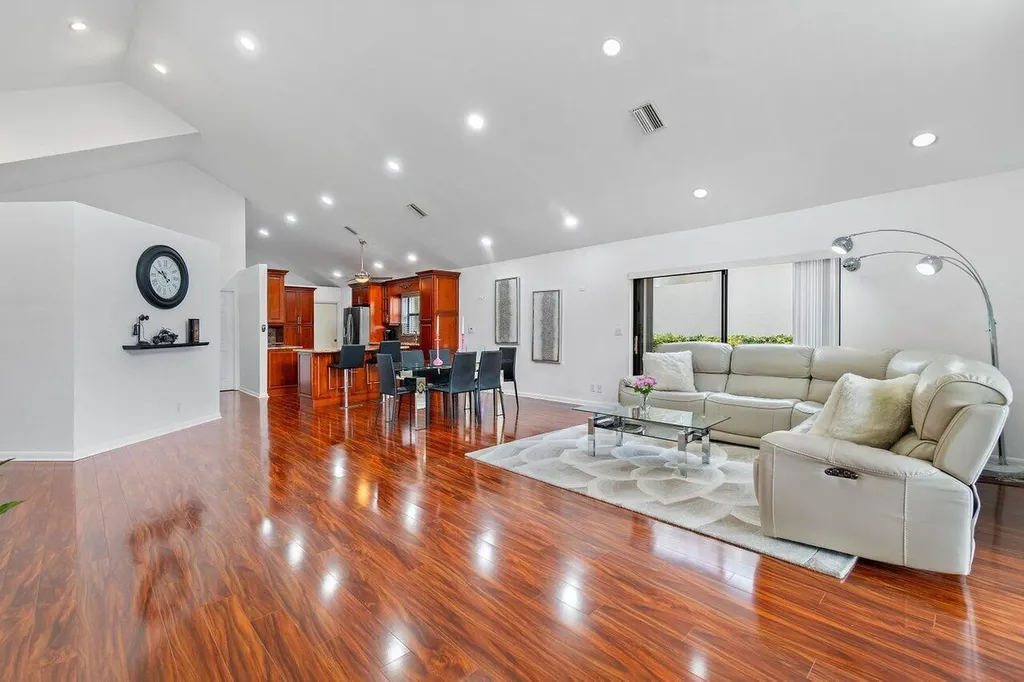 5236 Via De Amalfi Drive Boca Raton FL 33496