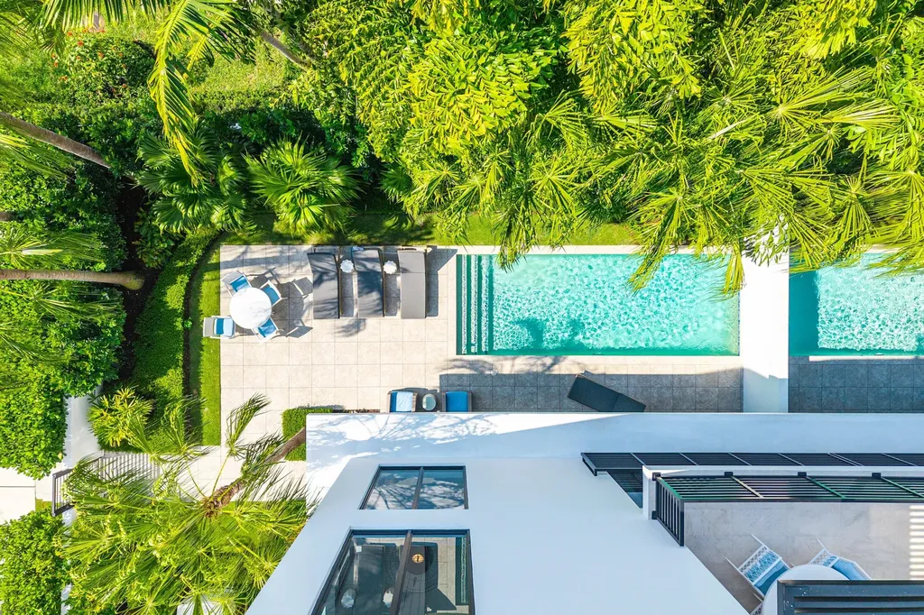 927 Witherspoon Lane Delray Beach FL 33483