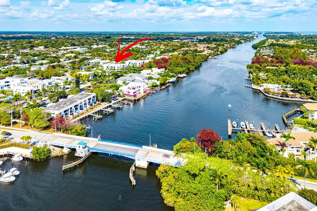 927 Witherspoon Lane Delray Beach FL 33483