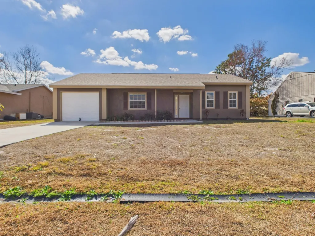 240 SE Twig Avenue Port St Lucie FL 34983