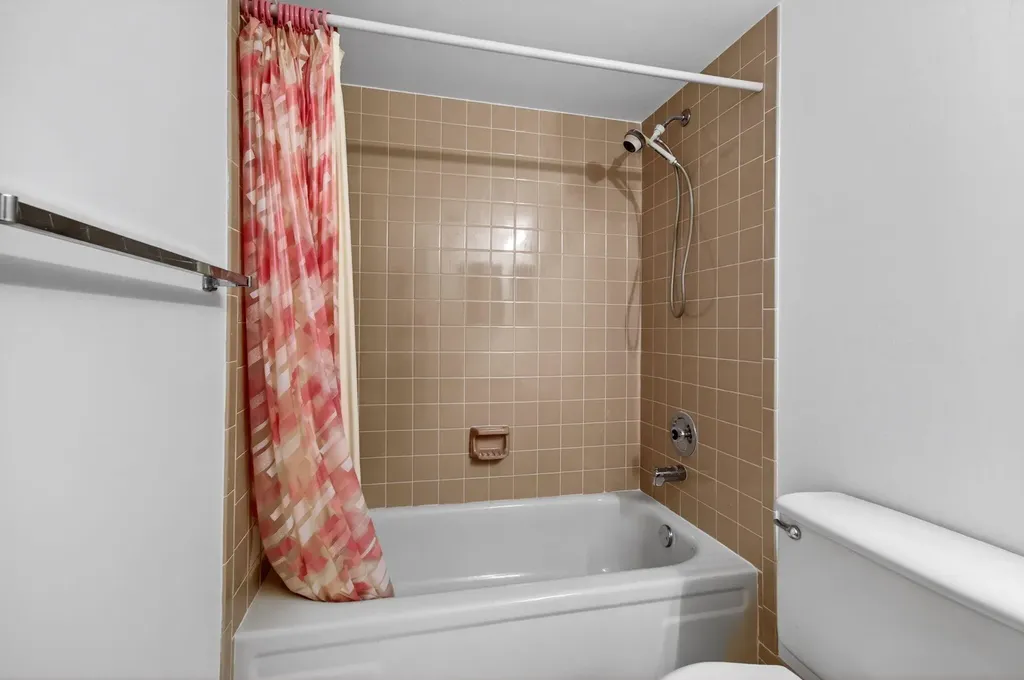 6585 Kensington Lane Delray Beach FL 33446