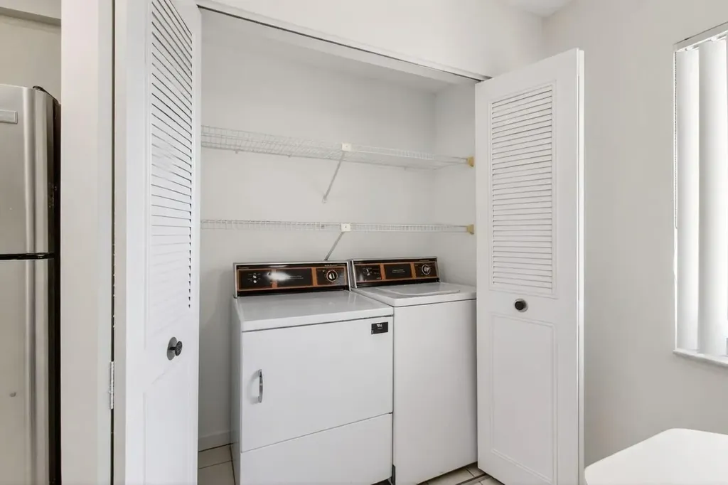 6585 Kensington Lane Delray Beach FL 33446