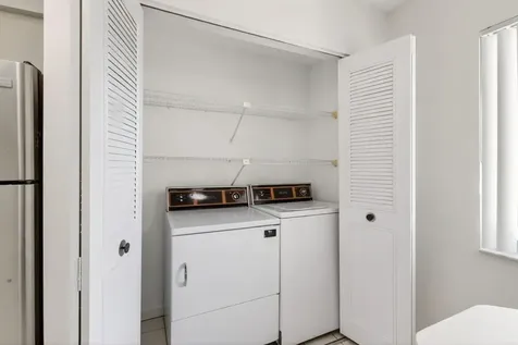 6585 Kensington Lane Delray Beach FL 33446