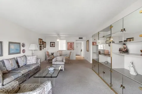 6585 Kensington Lane Delray Beach FL 33446