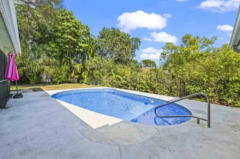 2009 SW 36th Avenue Delray Beach FL 33445