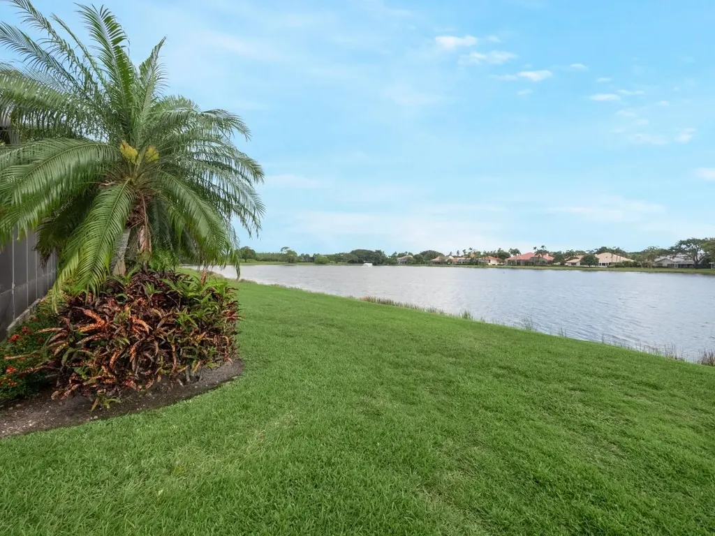 129 Brookhaven Court Palm Beach Gardens FL 33418