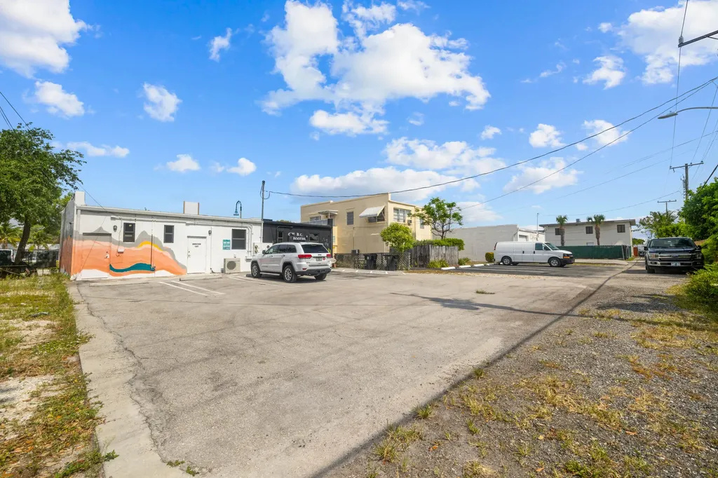 1808/1810 N Dixie Highway Lake Worth Beach FL 33460