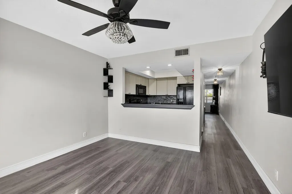 9500 SW 3rd Street Boca Raton FL 33428