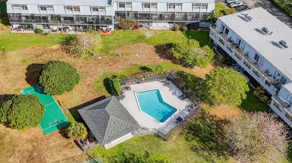 9500 SW 3rd Street Boca Raton FL 33428
