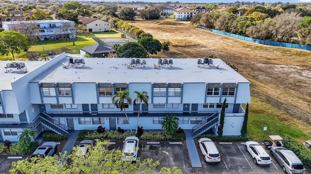 9500 SW 3rd Street Boca Raton FL 33428