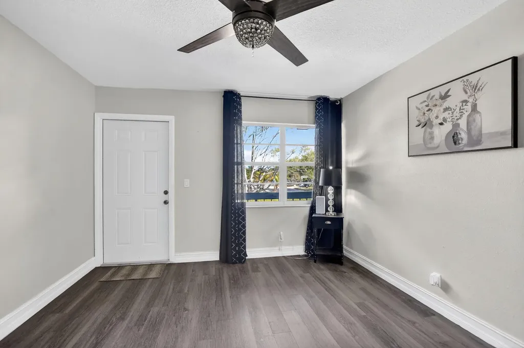 9500 SW 3rd Street Boca Raton FL 33428