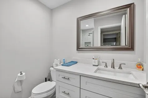 805 Flanders Q Delray Beach FL 33484