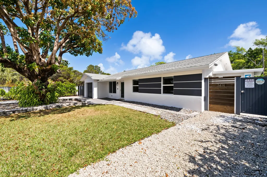 3404 SE 3rd Court Boynton Beach FL 33435
