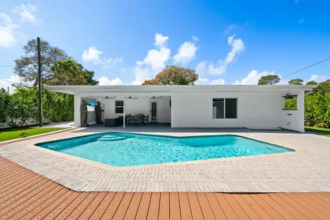 3404 SE 3rd Court Boynton Beach FL 33435