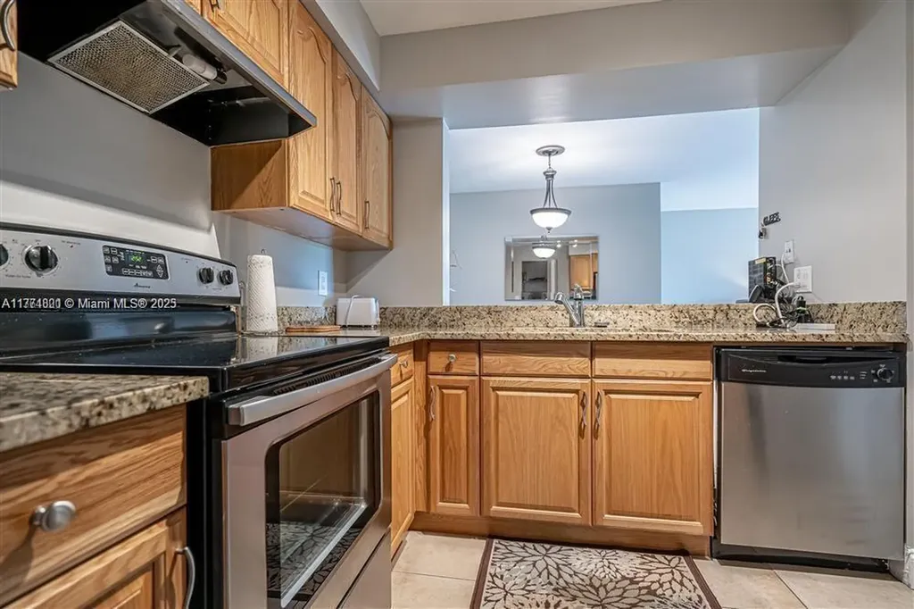 1245 SW 46th Avenue Pompano Beach FL 33069