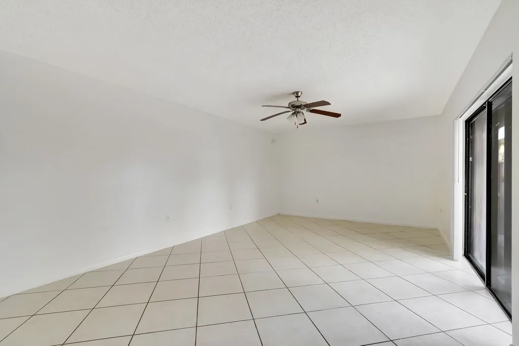 311 3rd Way West Palm Beach FL 33407