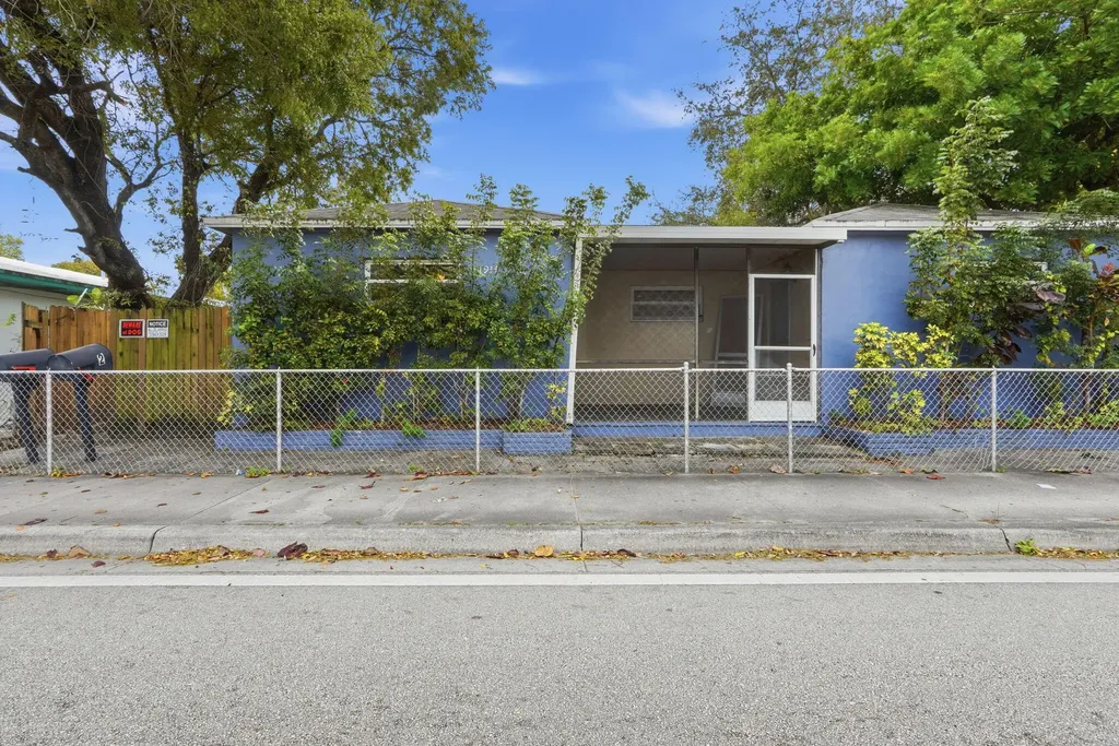 1914 Sheridan Street Hollywood FL 33020