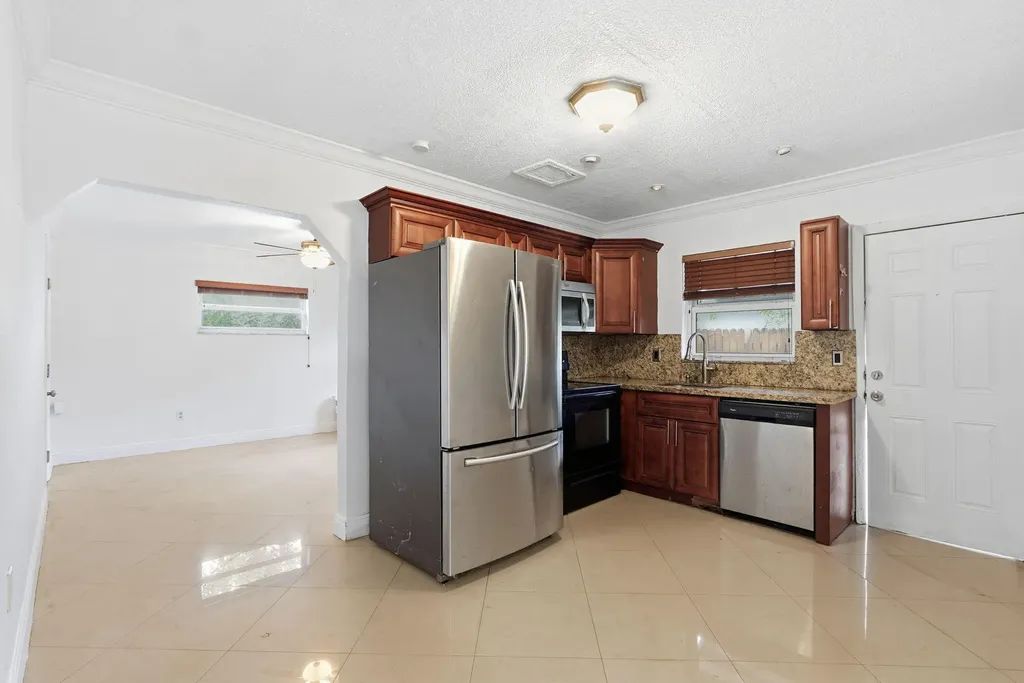 1914 Sheridan Street Hollywood FL 33020