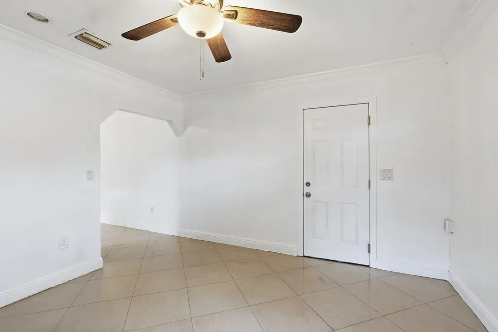 1914 Sheridan Street Hollywood FL 33020