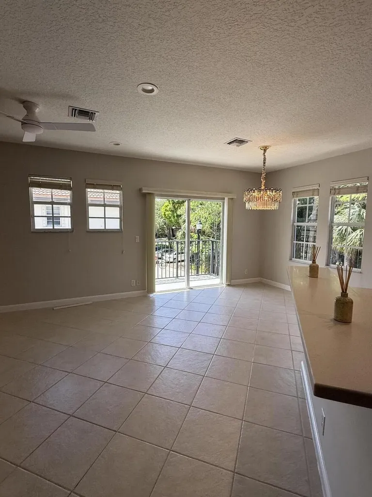 233 Evergrene Parkway Palm Beach Gardens FL 33410