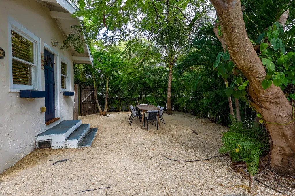 1309 Florida Avenue West Palm Beach FL 33401