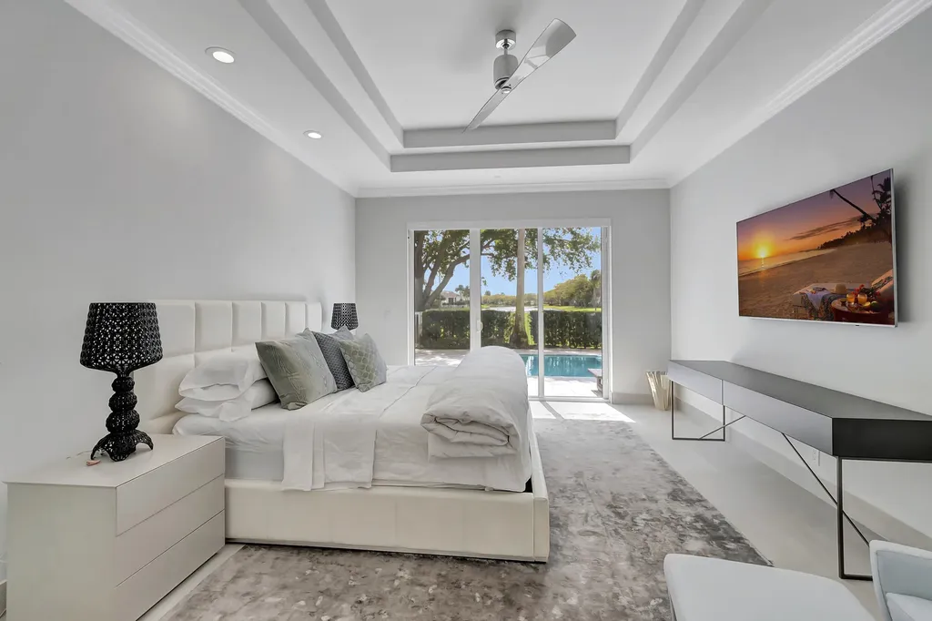 4114 NW Briarcliff Circle Boca Raton FL 33496