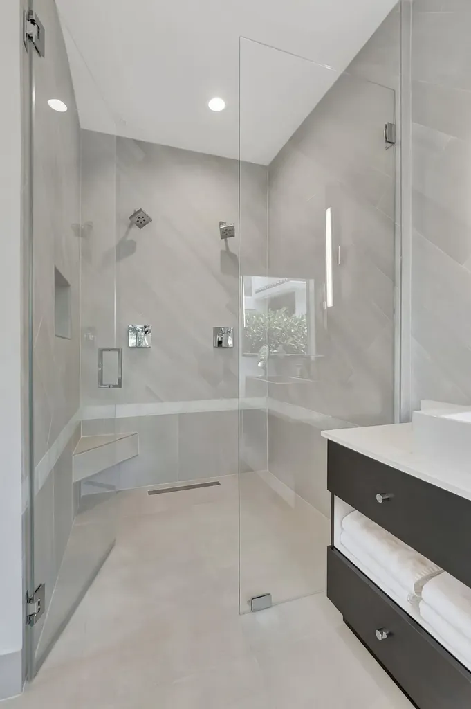 4114 NW Briarcliff Circle Boca Raton FL 33496