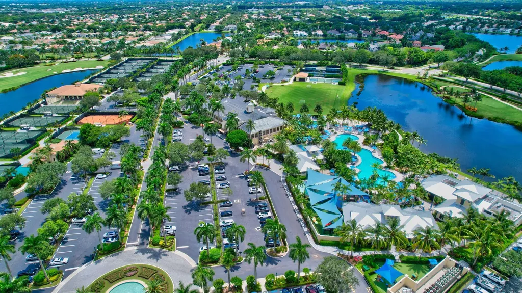 4114 NW Briarcliff Circle Boca Raton FL 33496
