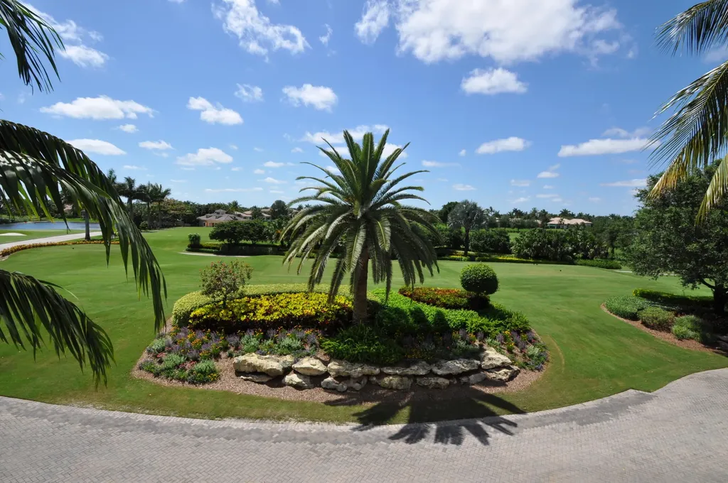 4114 NW Briarcliff Circle Boca Raton FL 33496