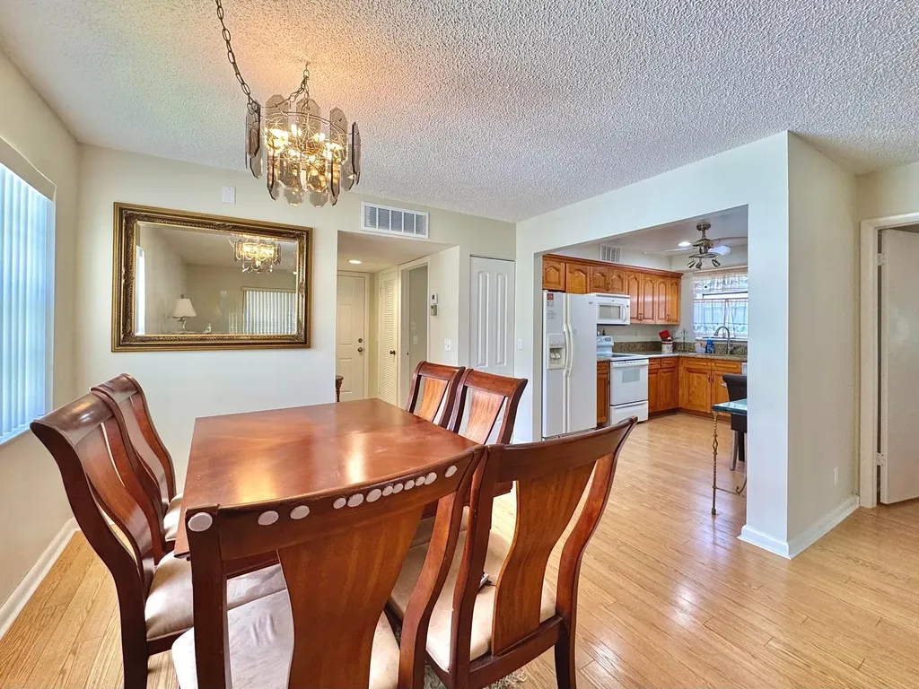 565 Piedmont L Delray Beach FL 33484