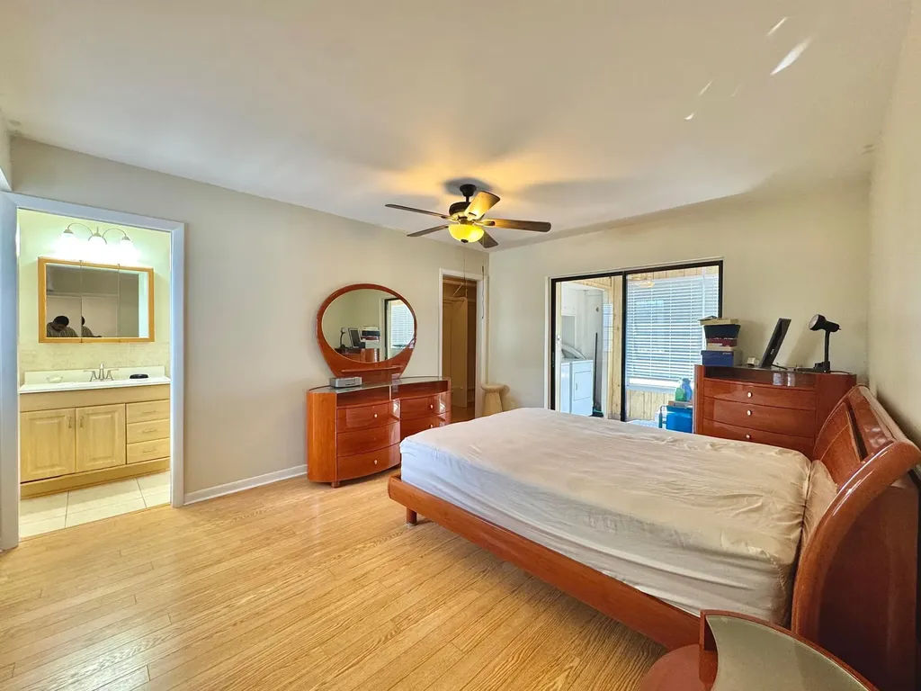 565 Piedmont L Delray Beach FL 33484
