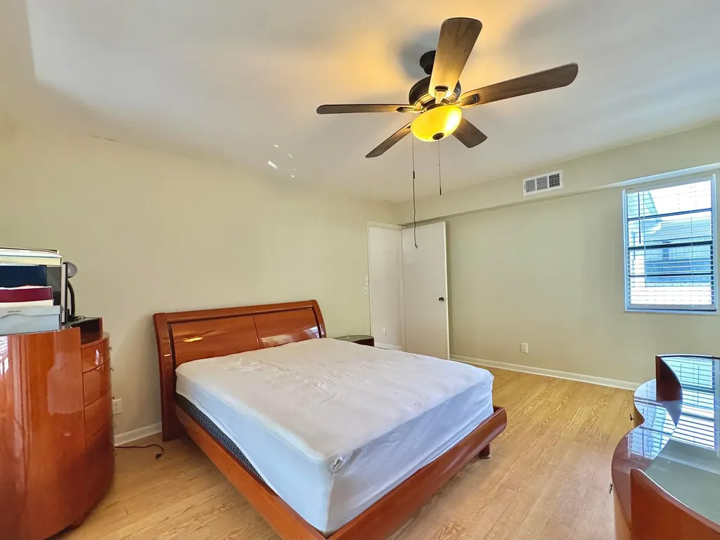 565 Piedmont L Delray Beach FL 33484