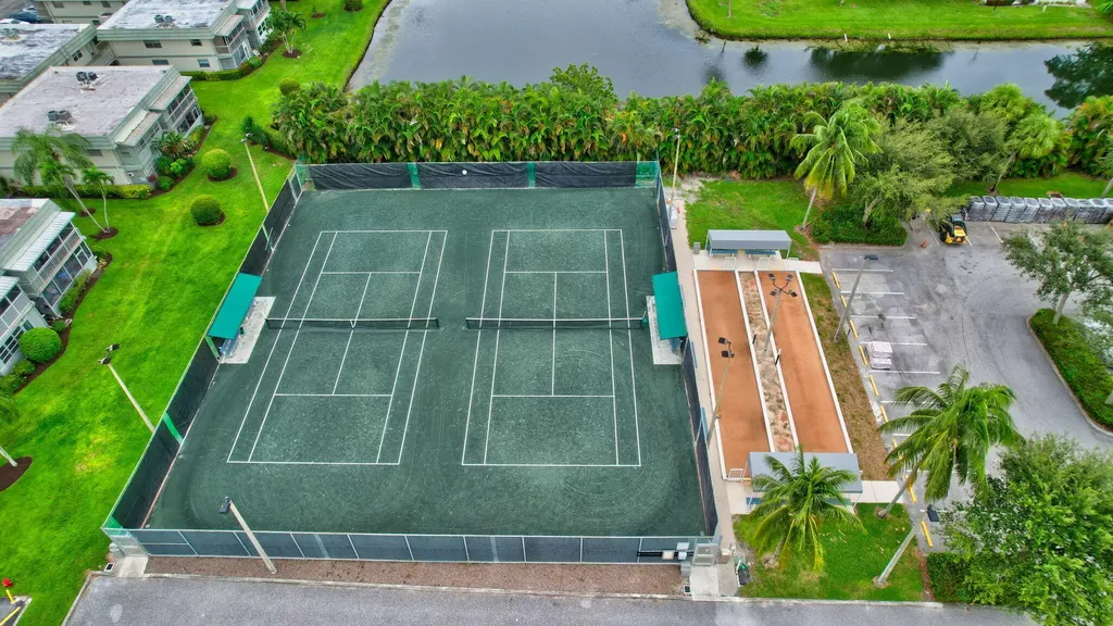 565 Piedmont L Delray Beach FL 33484