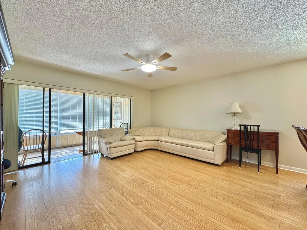 565 Piedmont L Delray Beach FL 33484