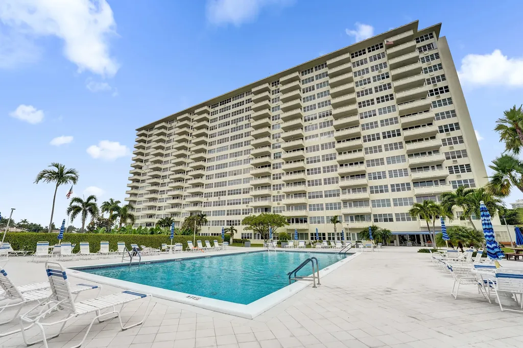 3200 NE 36th Street Fort Lauderdale FL 33308