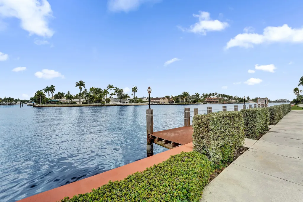 3200 NE 36th Street Fort Lauderdale FL 33308