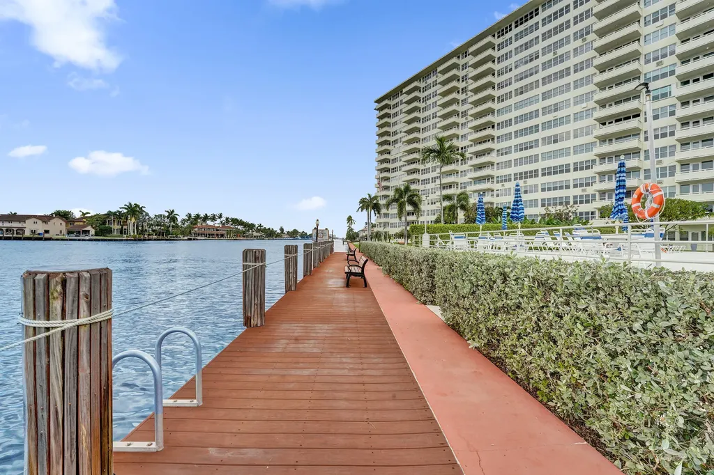 3200 NE 36th Street Fort Lauderdale FL 33308