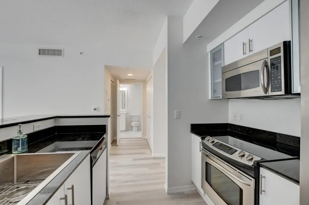 700 E Boynton Beach Boulevard Boynton Beach FL 33435